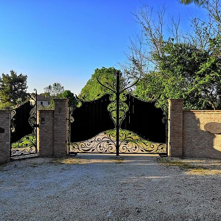Vila Agriturismo La Contea Senigallia San Gaudenzio Exteriér fotografie