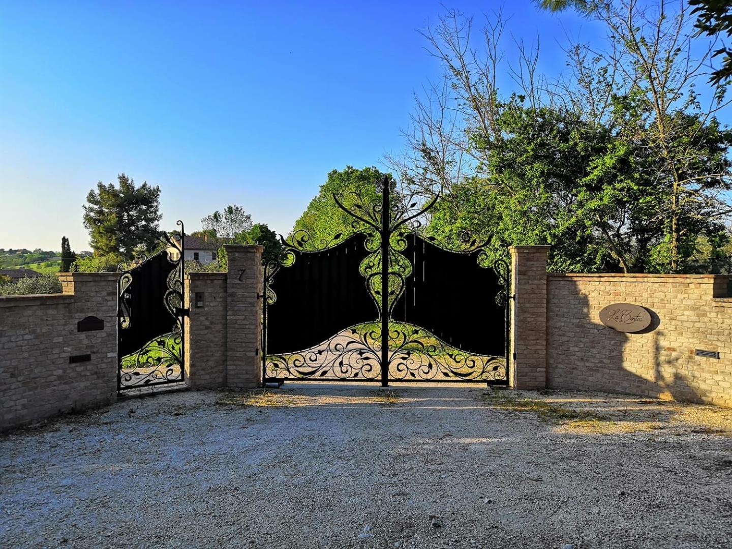 Vila Agriturismo La Contea Senigallia San Gaudenzio Exteriér fotografie